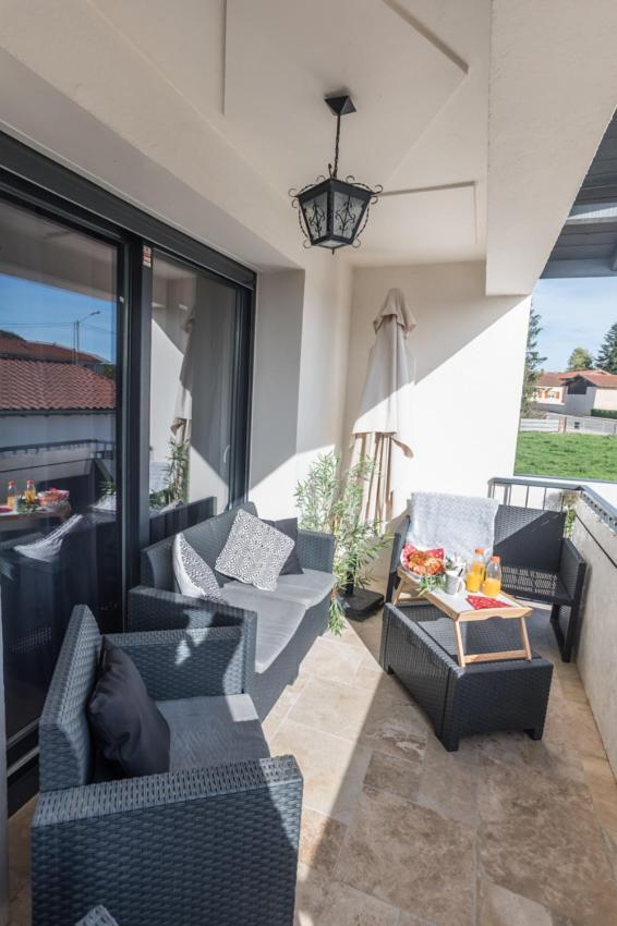 - Luxueux Casa Selva - Parking Gratuit - Spacieux - Balcon - Wifi Viriat Esterno foto